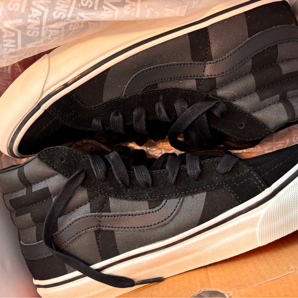 2017 Undefeated x Vans OG Sk8-Hi LX Logo Pack Black DEADSTOCK MENS 7 WMNS 8.5 ✨